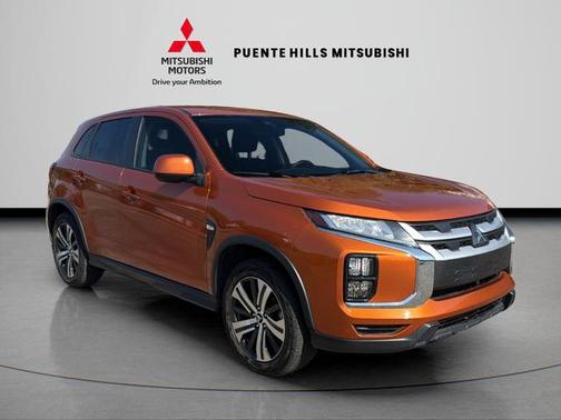 Sunshine Orange Metallic 2023 Mitsubishi Outlander Sport 2.0 ES