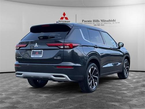 2025 Mitsubishi Outlander PHEV SEL