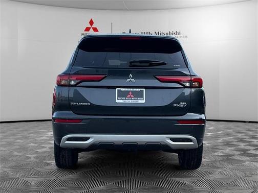 2025 Mitsubishi Outlander PHEV SEL