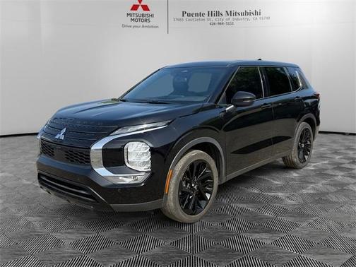 2022 Mitsubishi Outlander SE