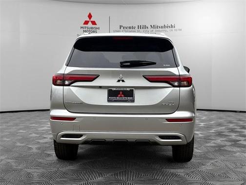 2025 Mitsubishi Outlander PHEV SEL