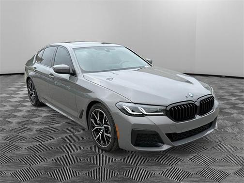 2022 BMW 530 i
