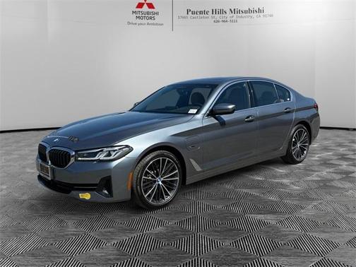 2022 BMW 530e 530e