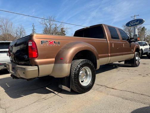 2011 Ford F-350 Lariat