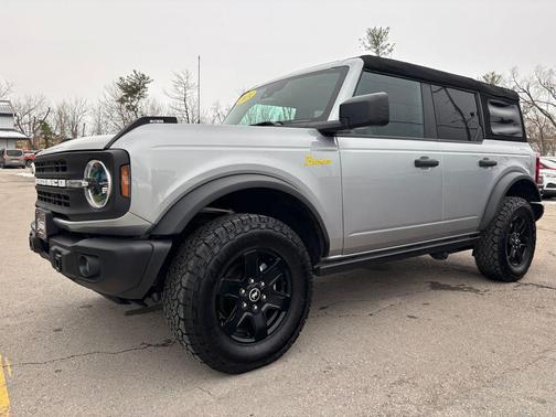 2024 Ford Bronco Black Diamond