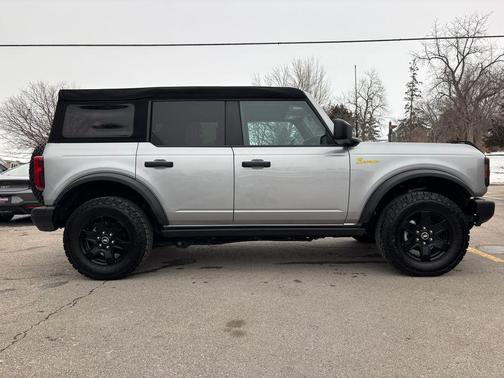 2024 Ford Bronco Black Diamond