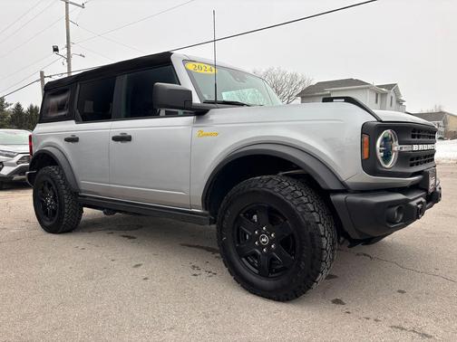 2024 Ford Bronco Black Diamond