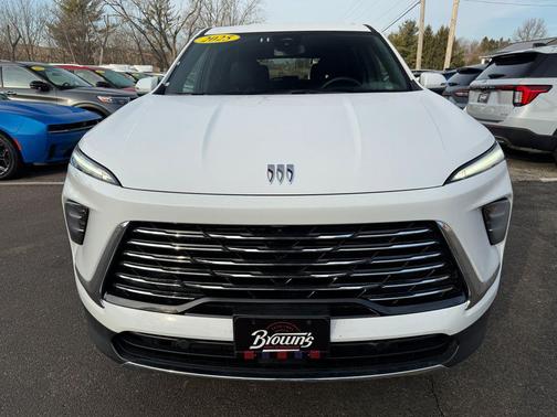 2025 Buick Enclave Preferred FWD