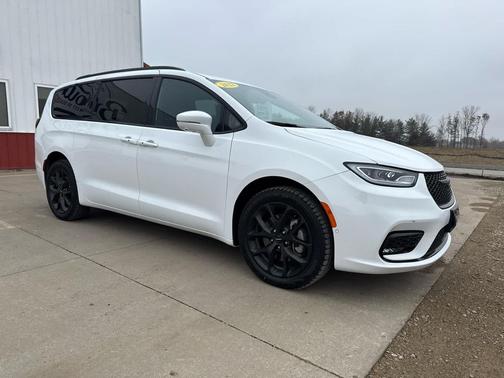 2022 Chrysler Pacifica Limited