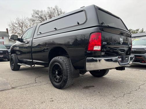 2018 RAM 2500 SLT Regular Cab 4x4 8' Box
