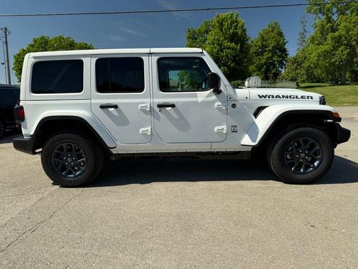 Bright White Clearcoat 2026 Jeep Wrangler 85th Anniversary