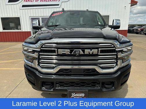 2025 RAM 3500 Laramie Crew Cab 4x4 6'4' Box