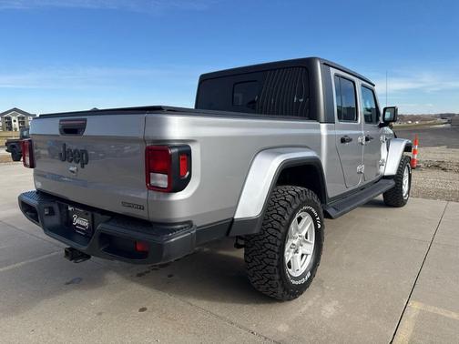 2020 Jeep Gladiator Sport S