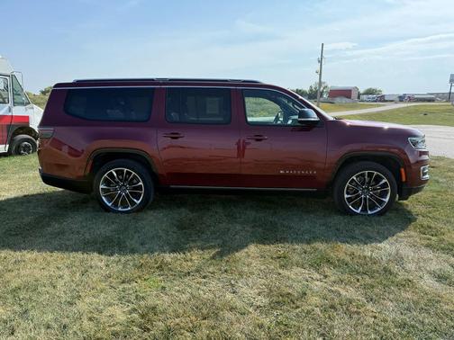 2024 Jeep Wagoneer L Series III 4x4