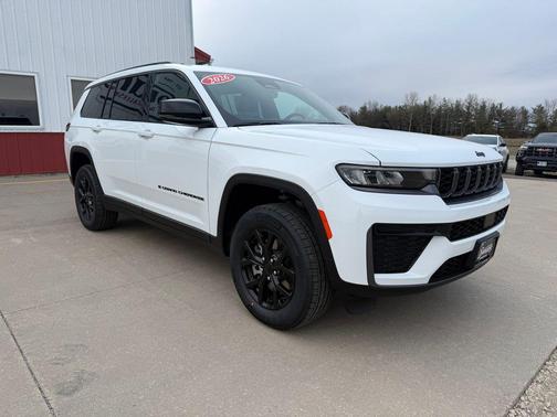 Bright White Clearcoat 2026 Jeep Grand Cherokee L Altitude