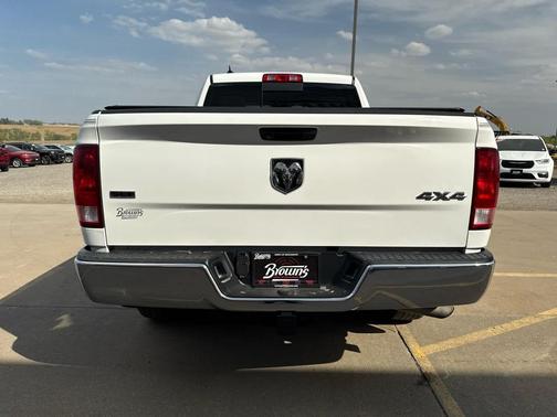 2019 RAM 1500 SLT