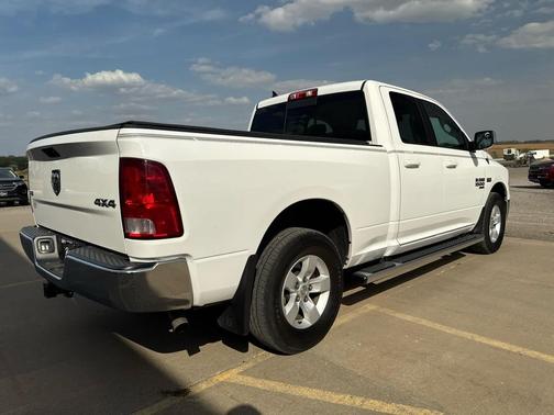 2019 RAM 1500 SLT