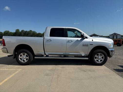 2017 RAM 2500 Big Horn Crew Cab 4x4 6'4' Box