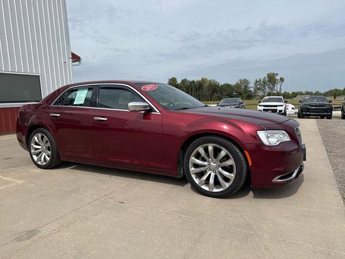 2015 Chrysler 300C Platinum