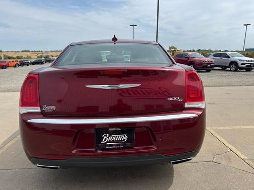 2015 Chrysler 300C Platinum