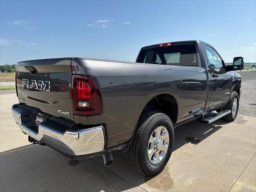 2025 RAM 2500 Big Horn Regular Cab 4x4 8' Box