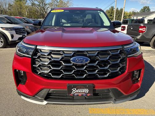 2025 Ford Explorer Platinum