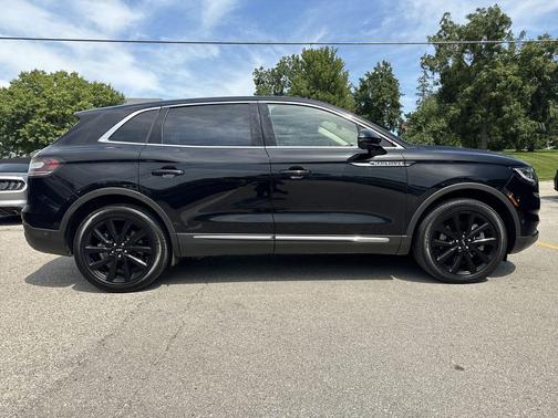 2021 Lincoln Nautilus Reserve