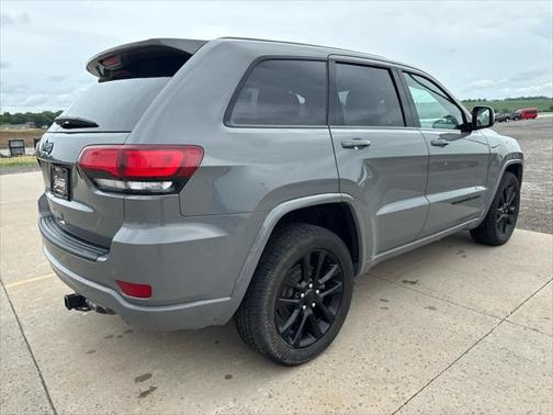 2021 Jeep Grand Cherokee Laredo