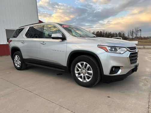 2021 Chevrolet Traverse LT Leather