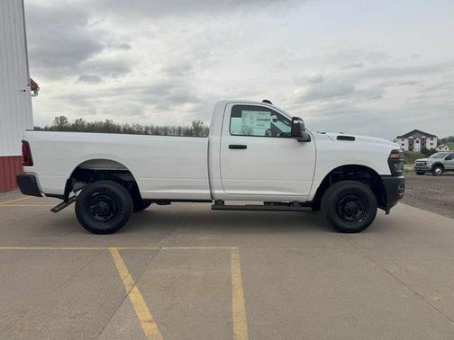 2025 RAM 2500 Tradesman Regular Cab 4x4 8' Box