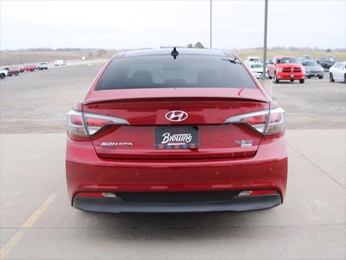 2016 Hyundai SONATA Hybrid Limited