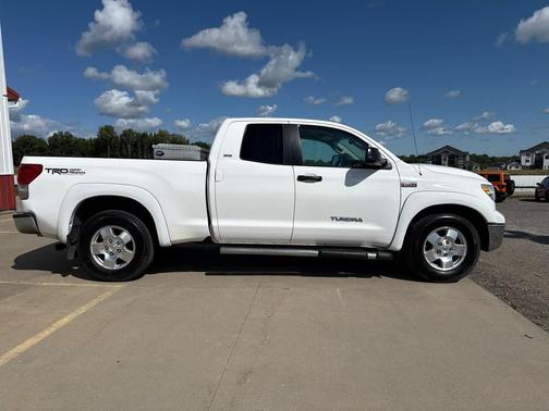 2009 Toyota Tundra SR5