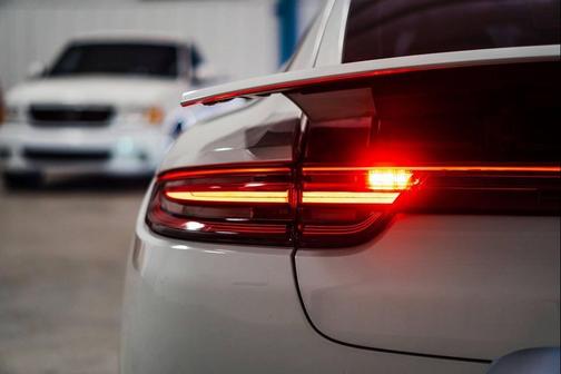 2020 Porsche Panamera GTS