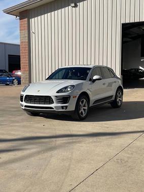 2017 Porsche Macan Base AWD 4dr SUV