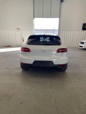 2017 Porsche Macan Base AWD 4dr SUV