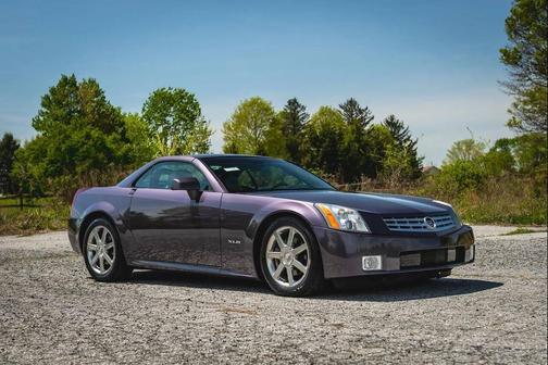 2004 Cadillac XLR Base