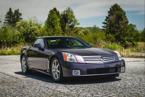 2004 Cadillac XLR Base