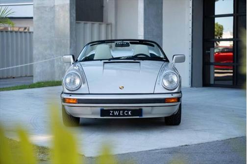 1989 Porsche 911 Carrera