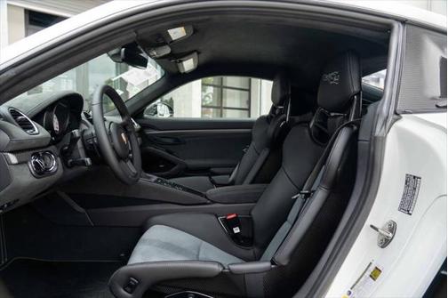 2024 Porsche 718 Cayman GT4 RS