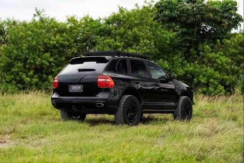 Black 2009 Porsche Cayenne Cayenne