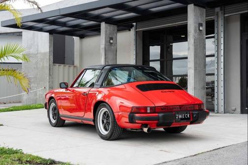 1984 Porsche 911 Targa