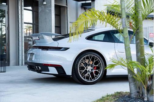 2024 Porsche 911 Carrera S