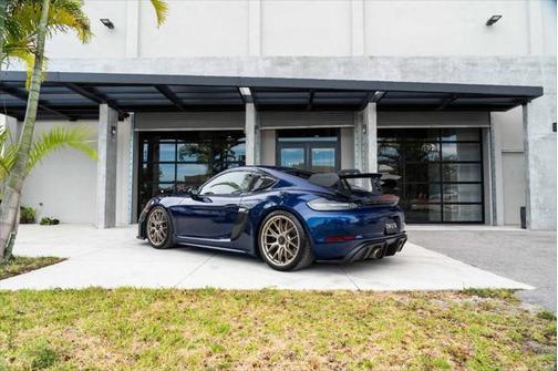2023 Porsche 718 Cayman GT4 RS