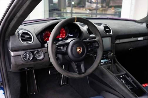 2023 Porsche 718 Cayman GT4 RS