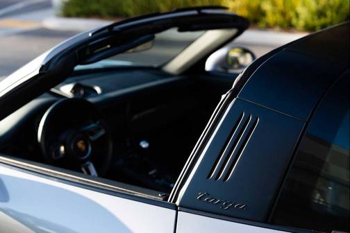 2017 Porsche 911 Targa 4 GTS