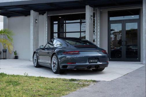 Yachting Blue Metallic 2017 Porsche 911 Carrera GTS