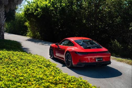 2024 Porsche 911 GT3 w/Touring Package