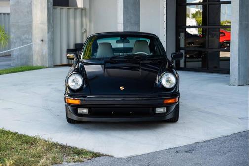 1989 Porsche 911 Carrera