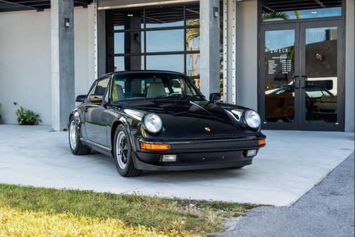1989 Porsche 911 Carrera
