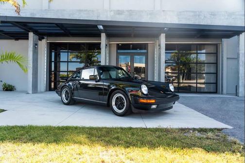 1989 Porsche 911 Carrera